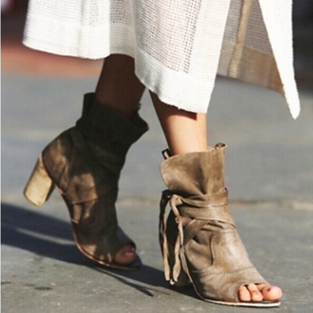 Free People Daydream Peep Toe Suede